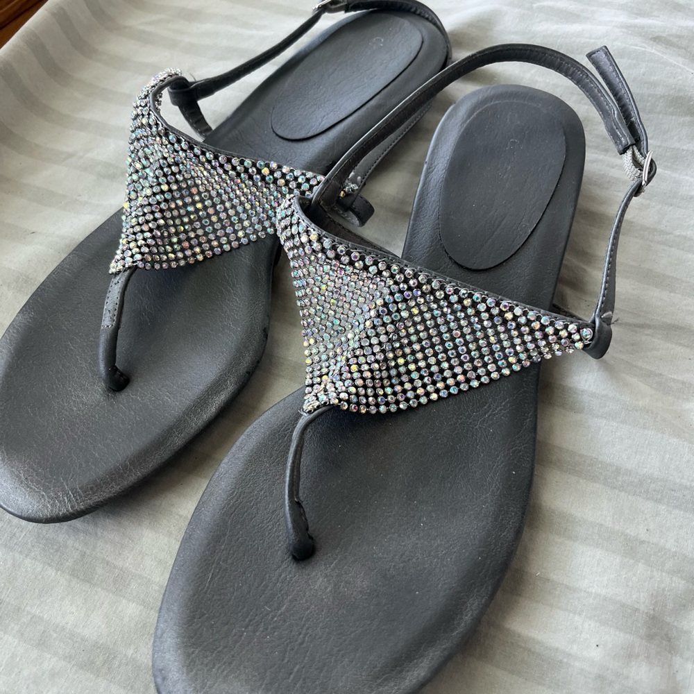 Elegant Black Rhinestone Sandals - Picture 1 of 4
